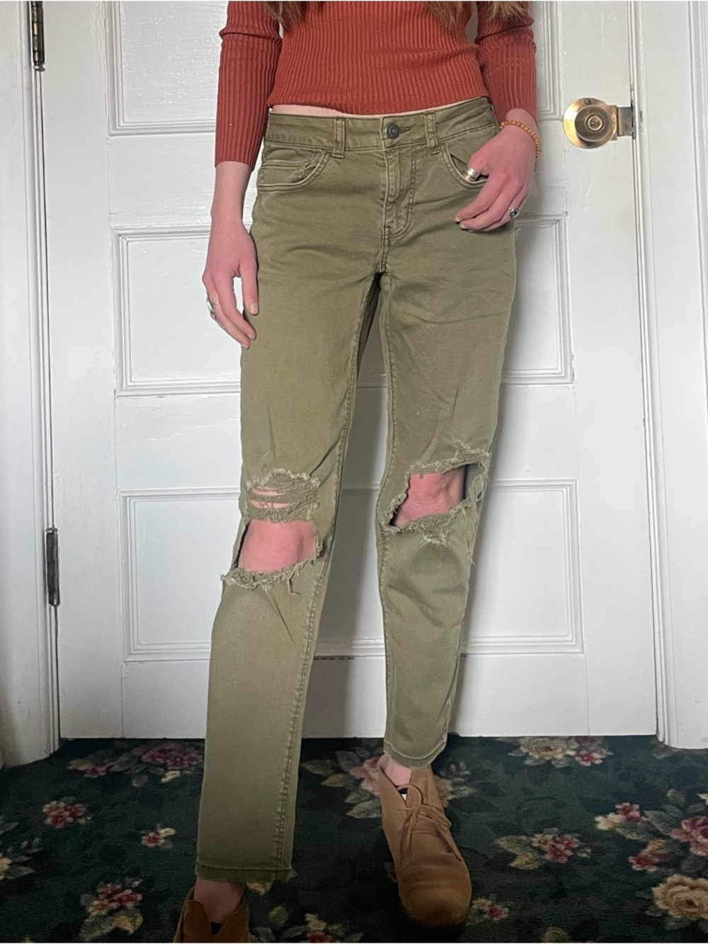 AE Stretch Distressed Green Army Style Jeans, sz 2